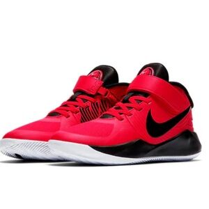 Nike boys team hustle red sneakers size 1